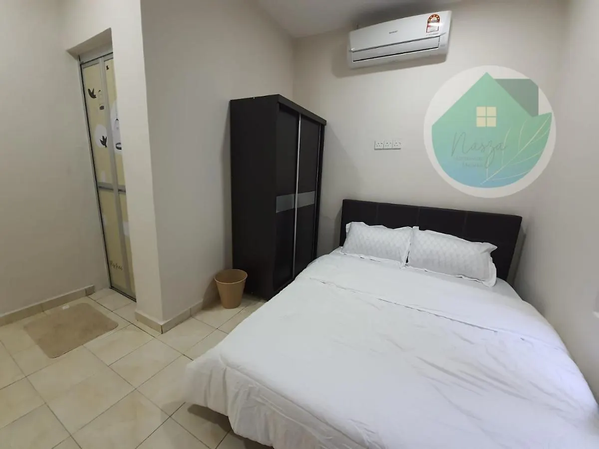 Swimming Pool With 5 Bedroom House Full Ac Near Stadium Hang Jebat Malacca